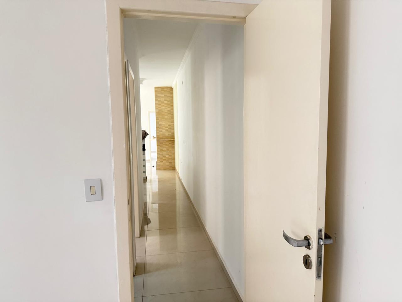 Casa com 03 Quartos - Villa D’Este - Cotia/SP