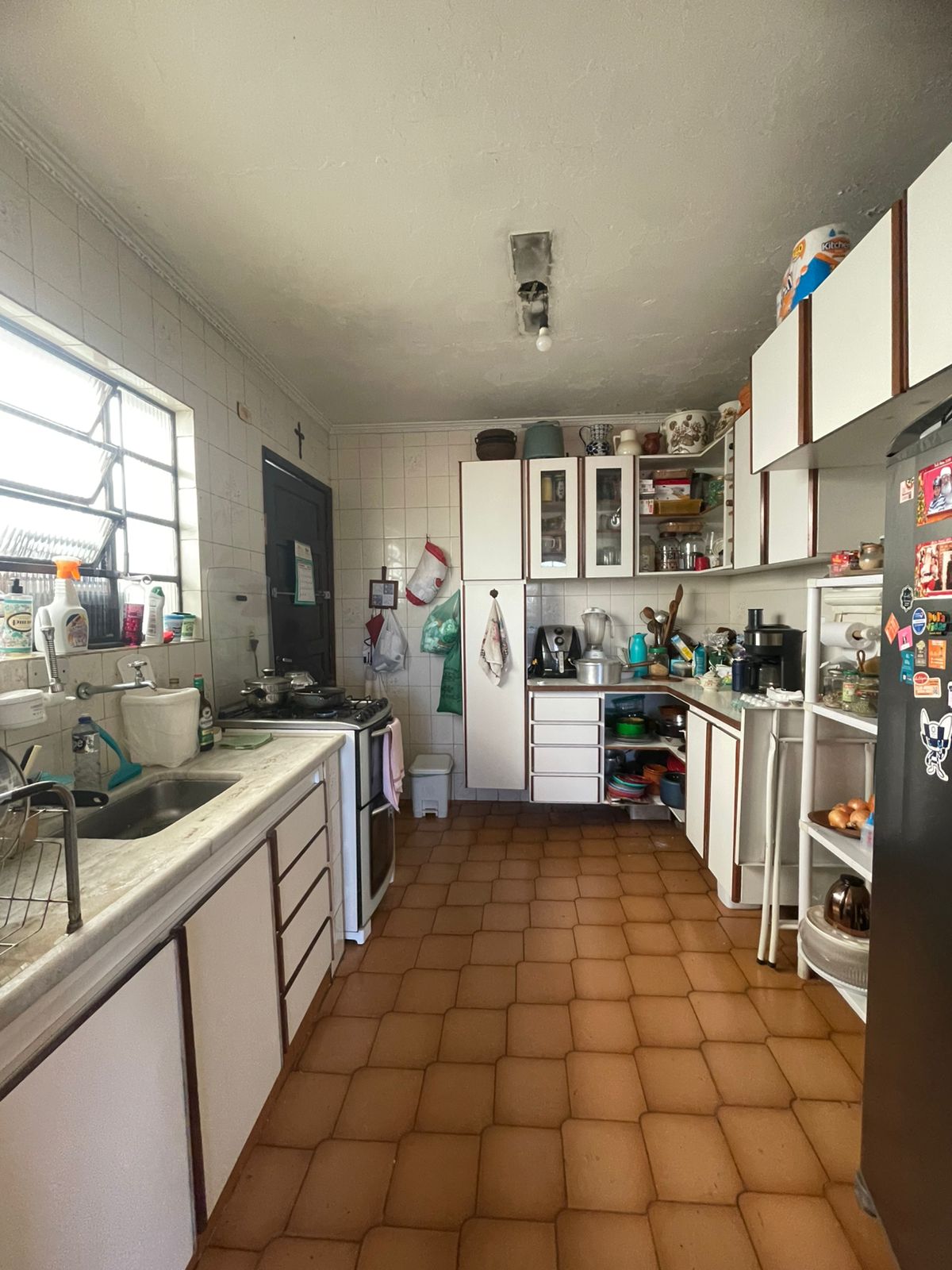 Casa com 03 Quartos - Condomínio Jardim da Glória - Cotia/SP