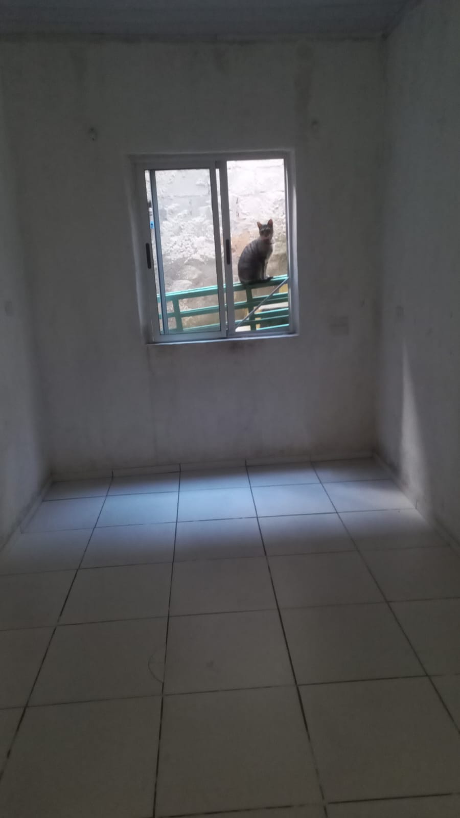 Espaçosa Casa com 01 quarto para locação - OUTEIRO DE PASSARGADA - COTIA / SP
