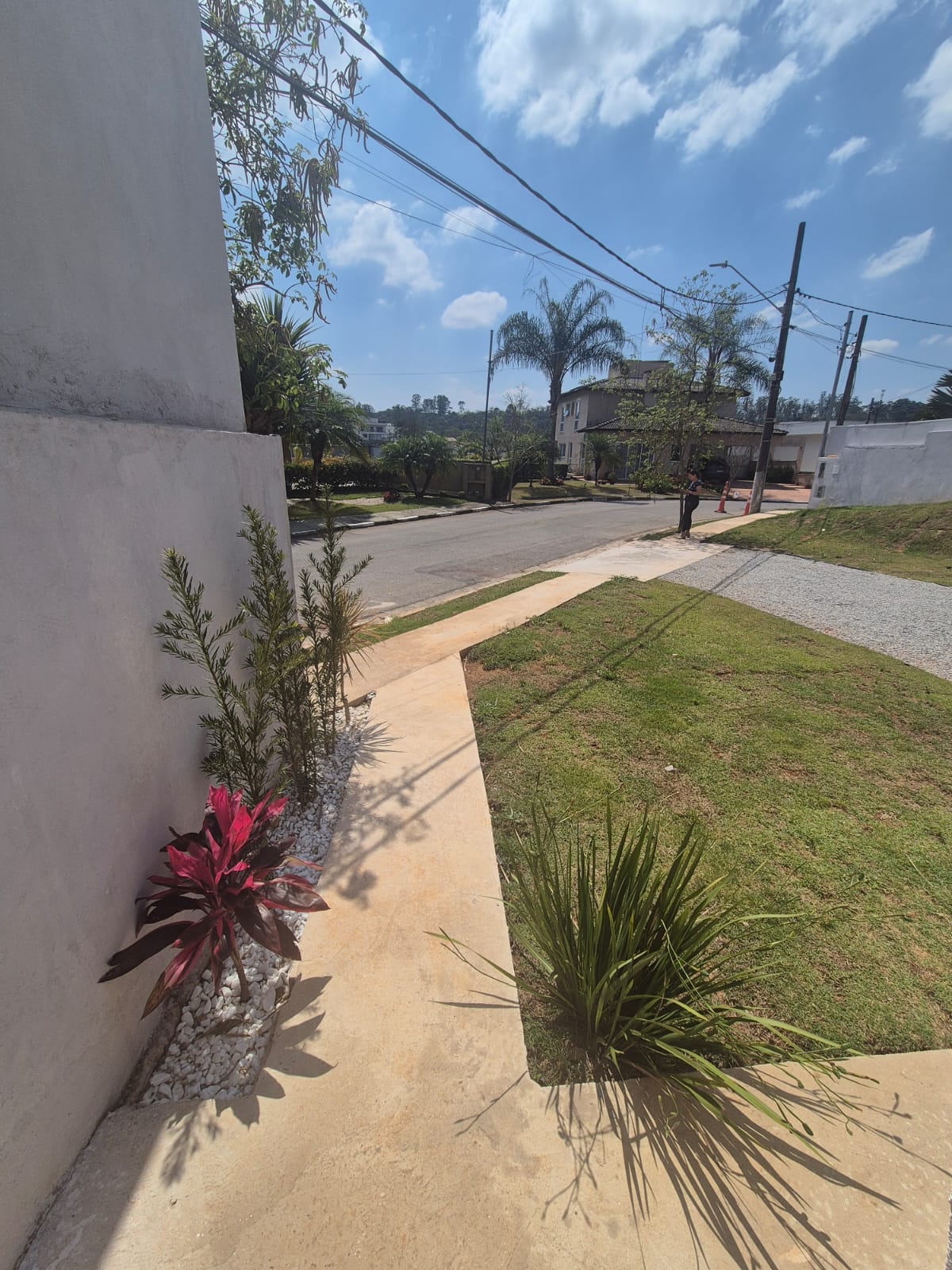 Casa com 03 Quartos - Reserva Vale Verde - Cotia/SP