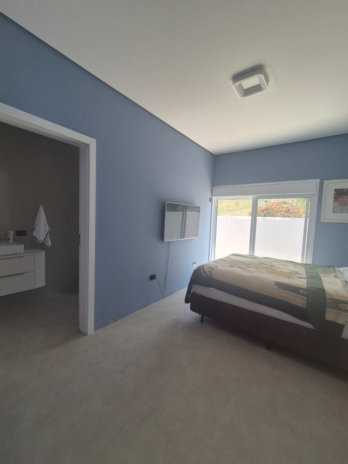 Casa com 03 Quartos - Reserva Vale Verde - Cotia/SP