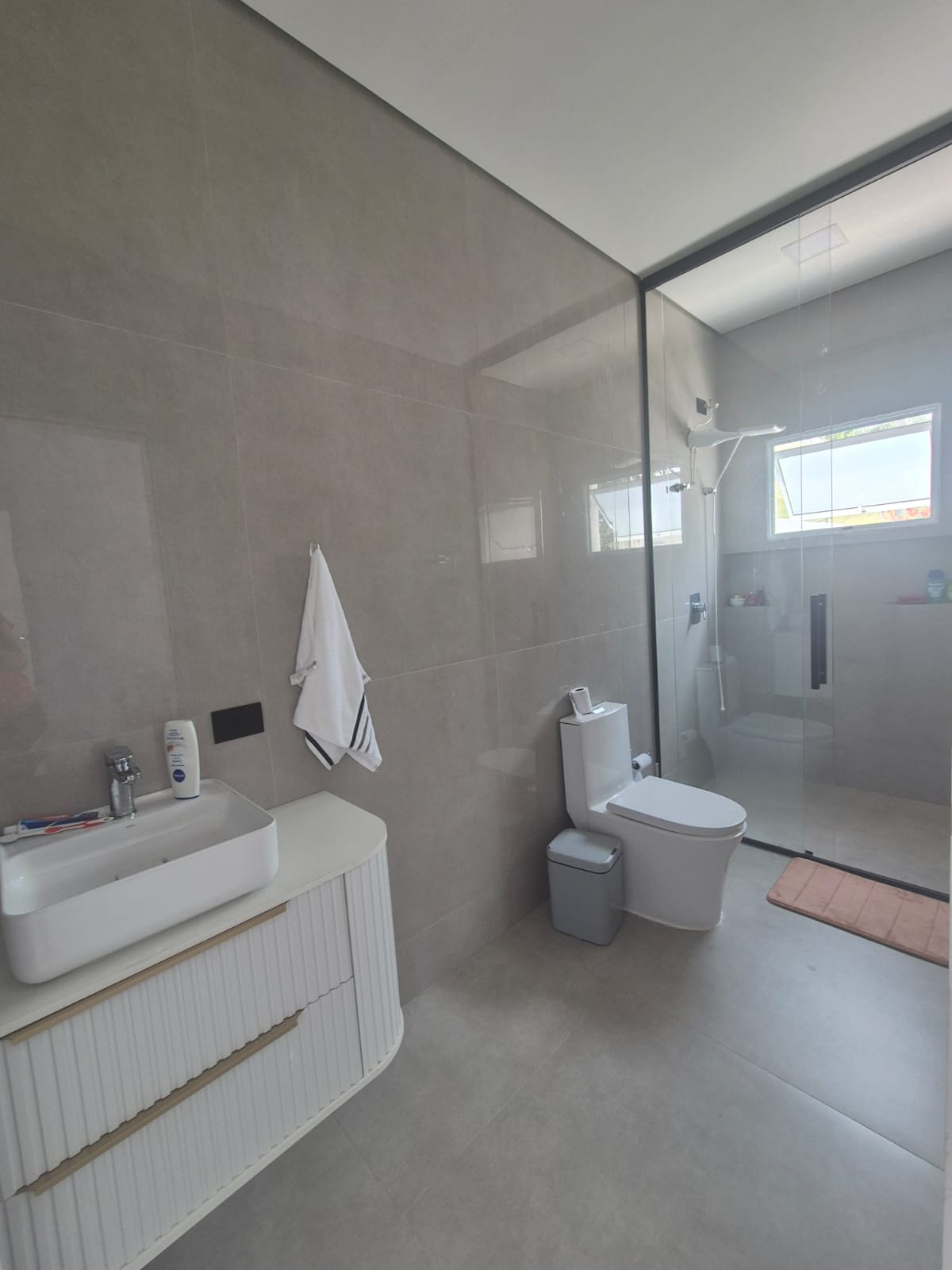 Casa com 03 Quartos - Reserva Vale Verde - Cotia/SP