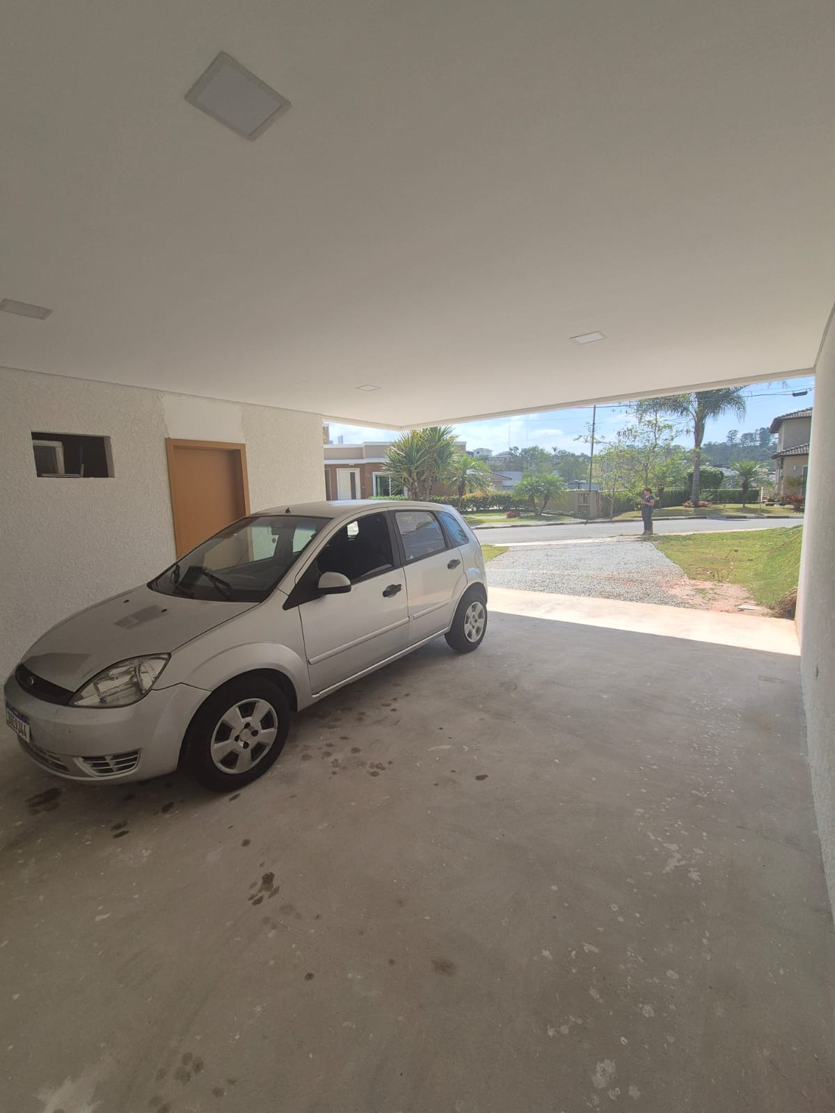 Casa com 03 Quartos - Reserva Vale Verde - Cotia/SP