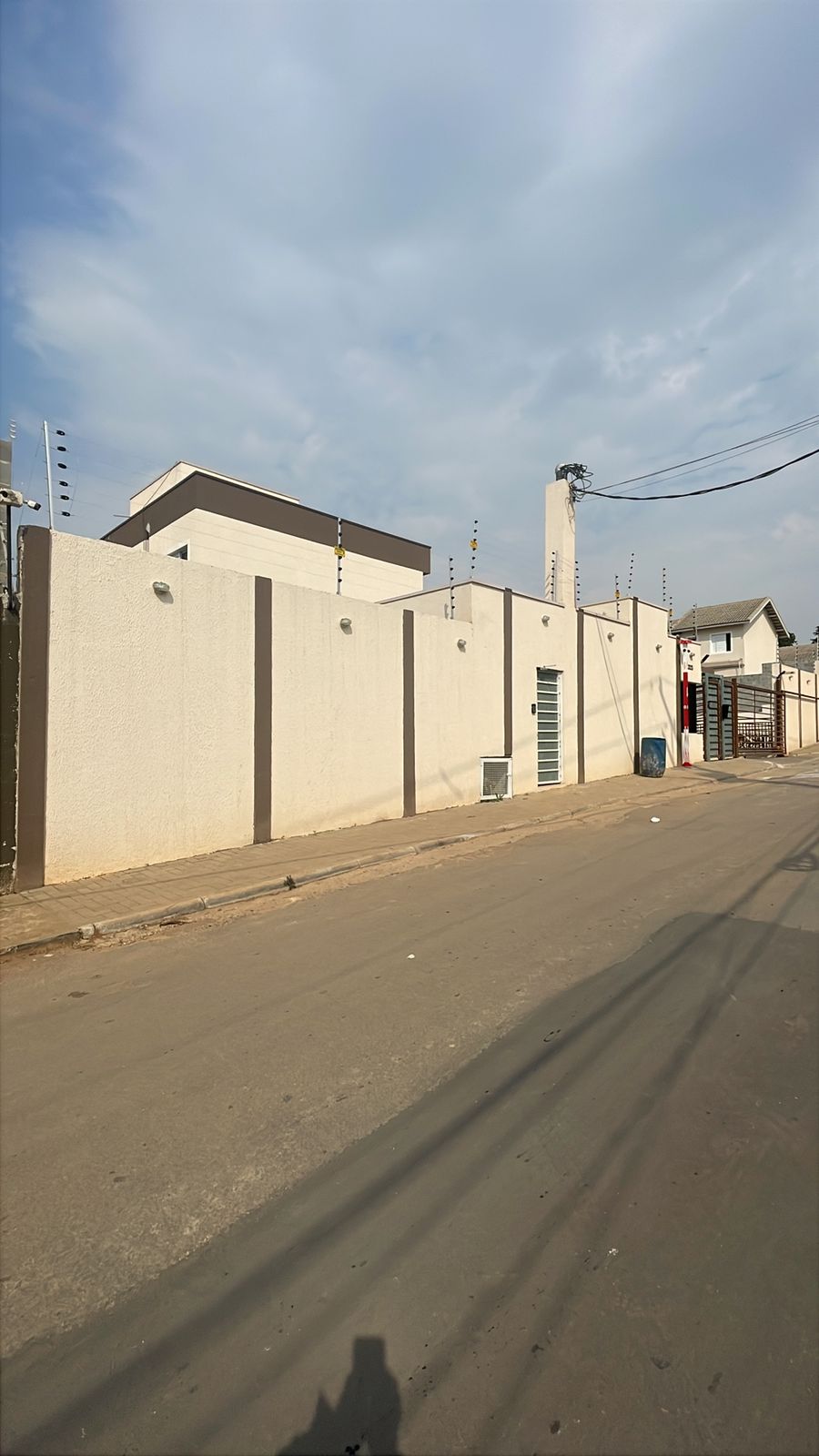 Casa com 03 Quartos - Reserva Capuava - Cotia/SP