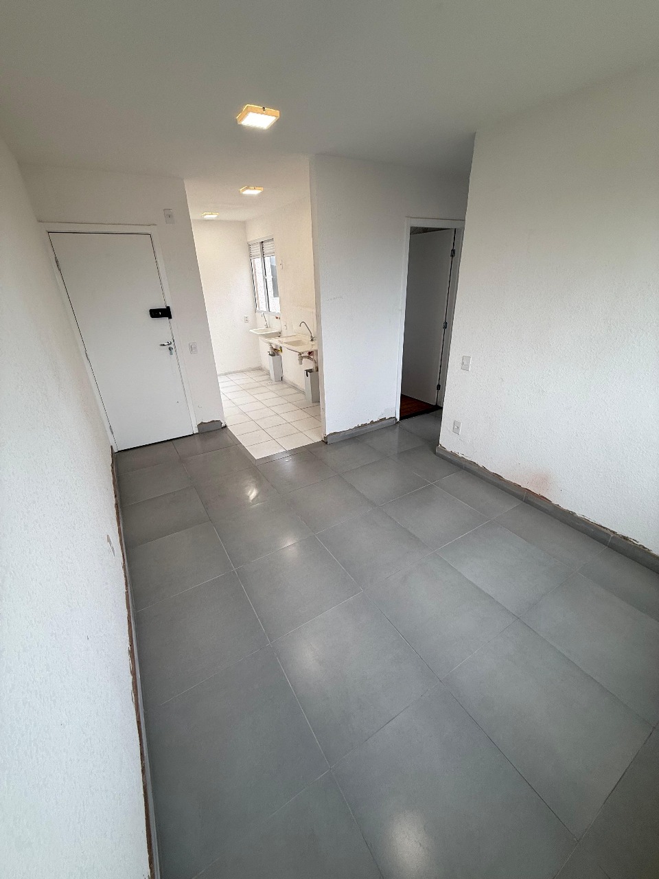 Apartamento com 2 Quartos - Residencial Sidney - Cotia/SP