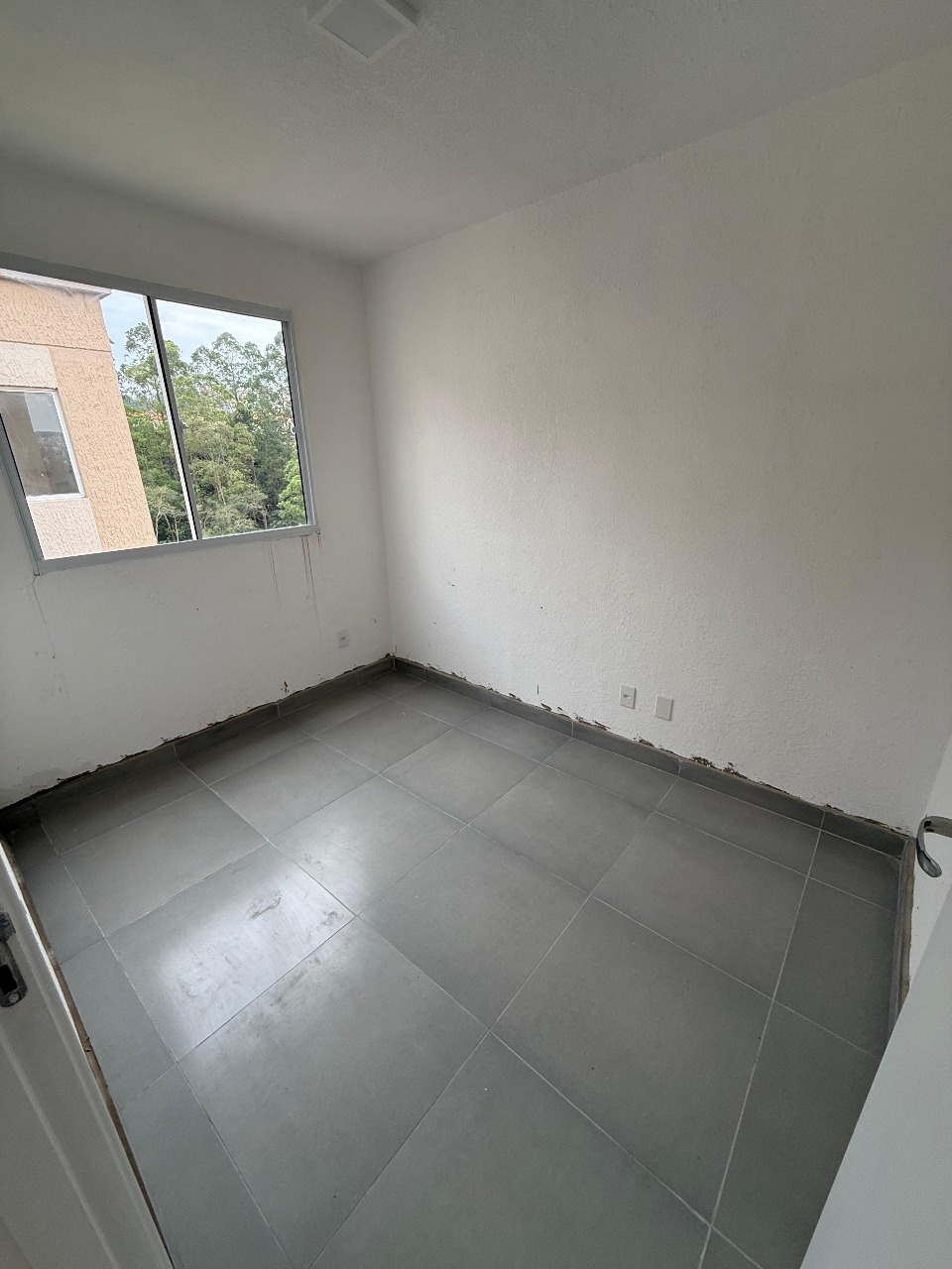 Apartamento com 2 Quartos - Residencial Sidney - Cotia/SP