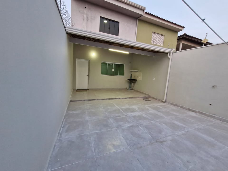 Casa, 3 quartos, 185 m² - Foto 1