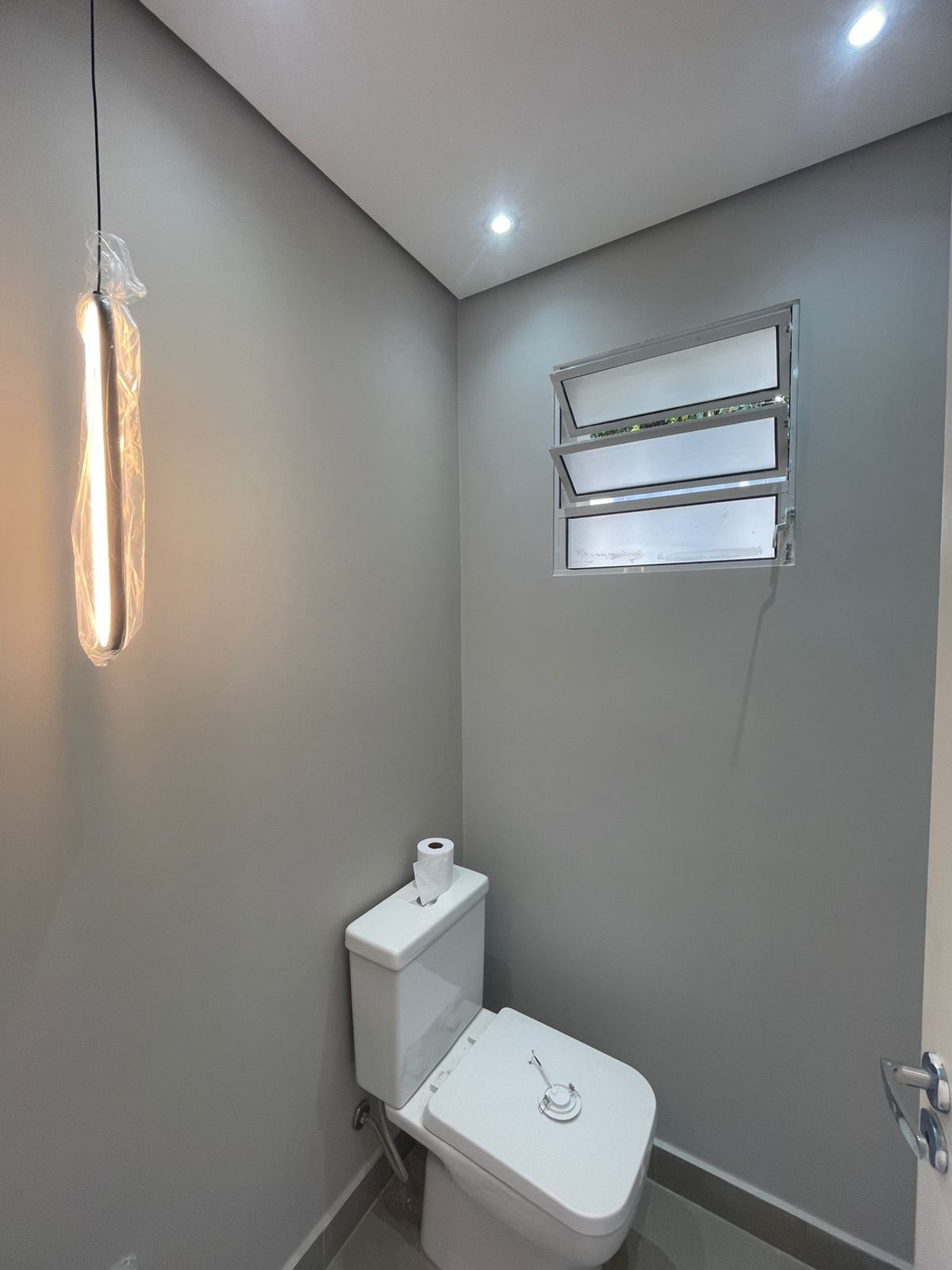 Casa com 03 Quartos - Residencial Barcelona - Cotia/SP