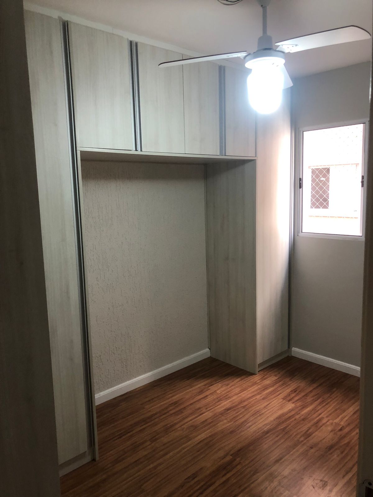 Apartamento com 02 Quartos - Condomínio Astoria III - Cotia/SP