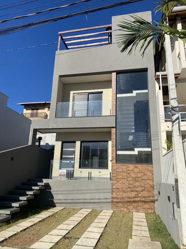 Casa, 3 quartos, 183 m² - Foto 1