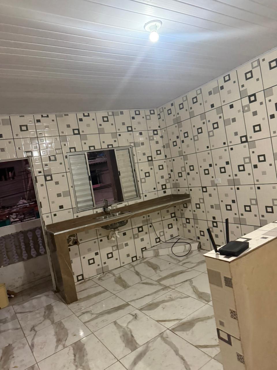 Casa com 02 Quartos - Parque Miguel Mirizola - Cotia/SP