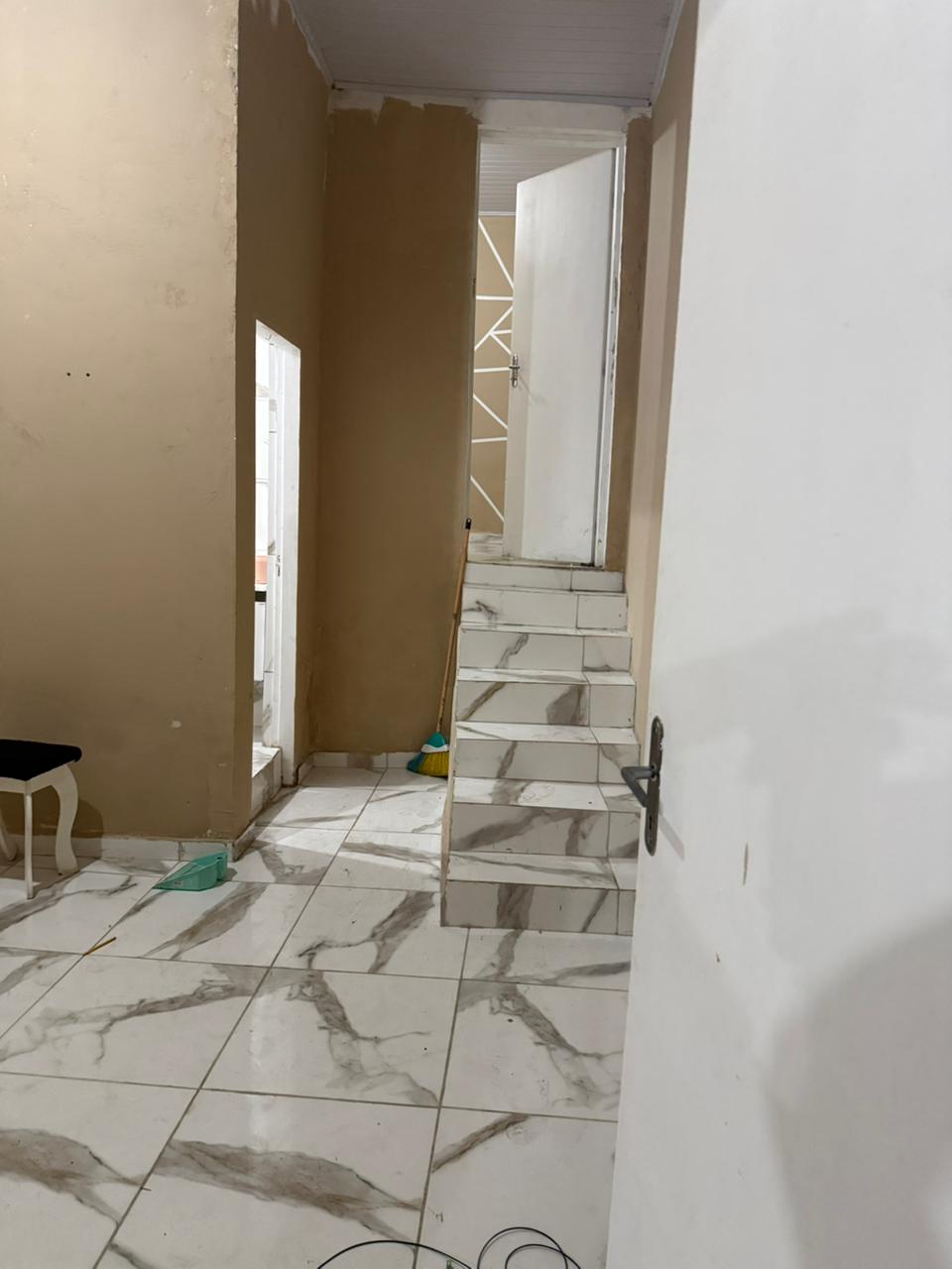 Casa com 02 Quartos - Parque Miguel Mirizola - Cotia/SP