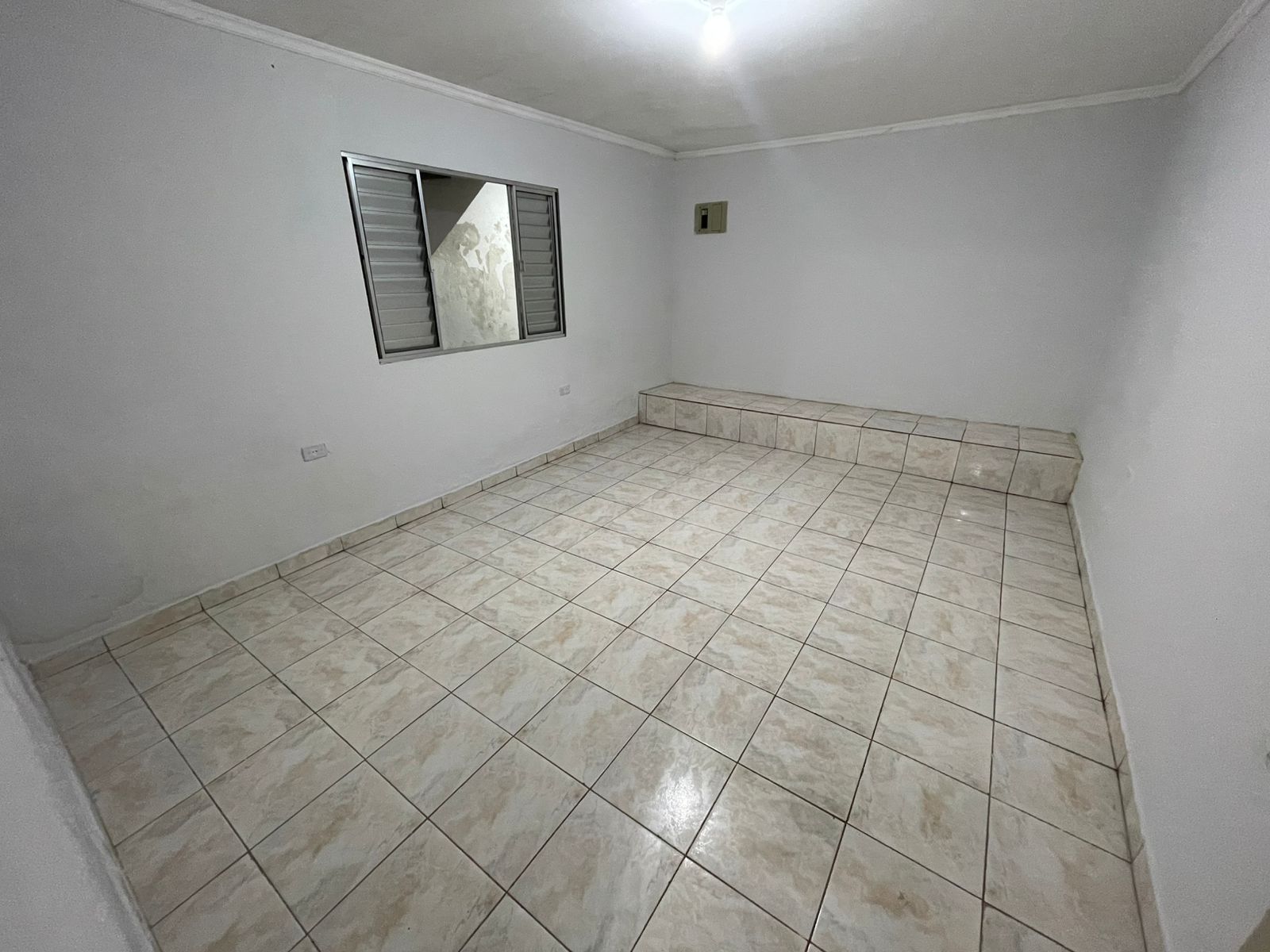 Casa com 01 Quarto - Jardim Engenho - Cotia/SP