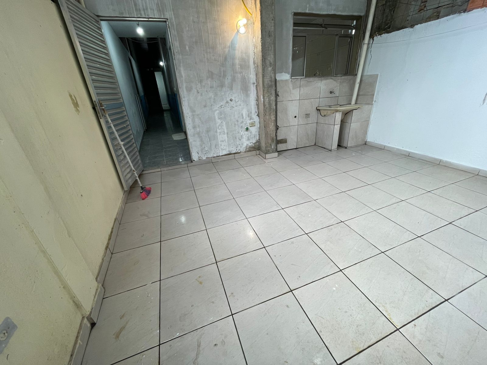 Casa com 01 Quarto - Jardim Engenho - Cotia/SP