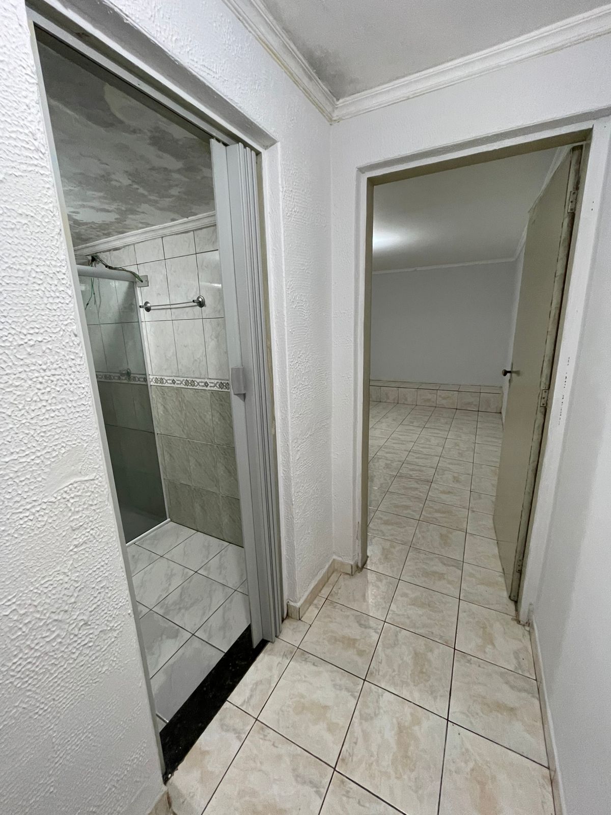 Casa com 01 Quarto - Jardim Engenho - Cotia/SP