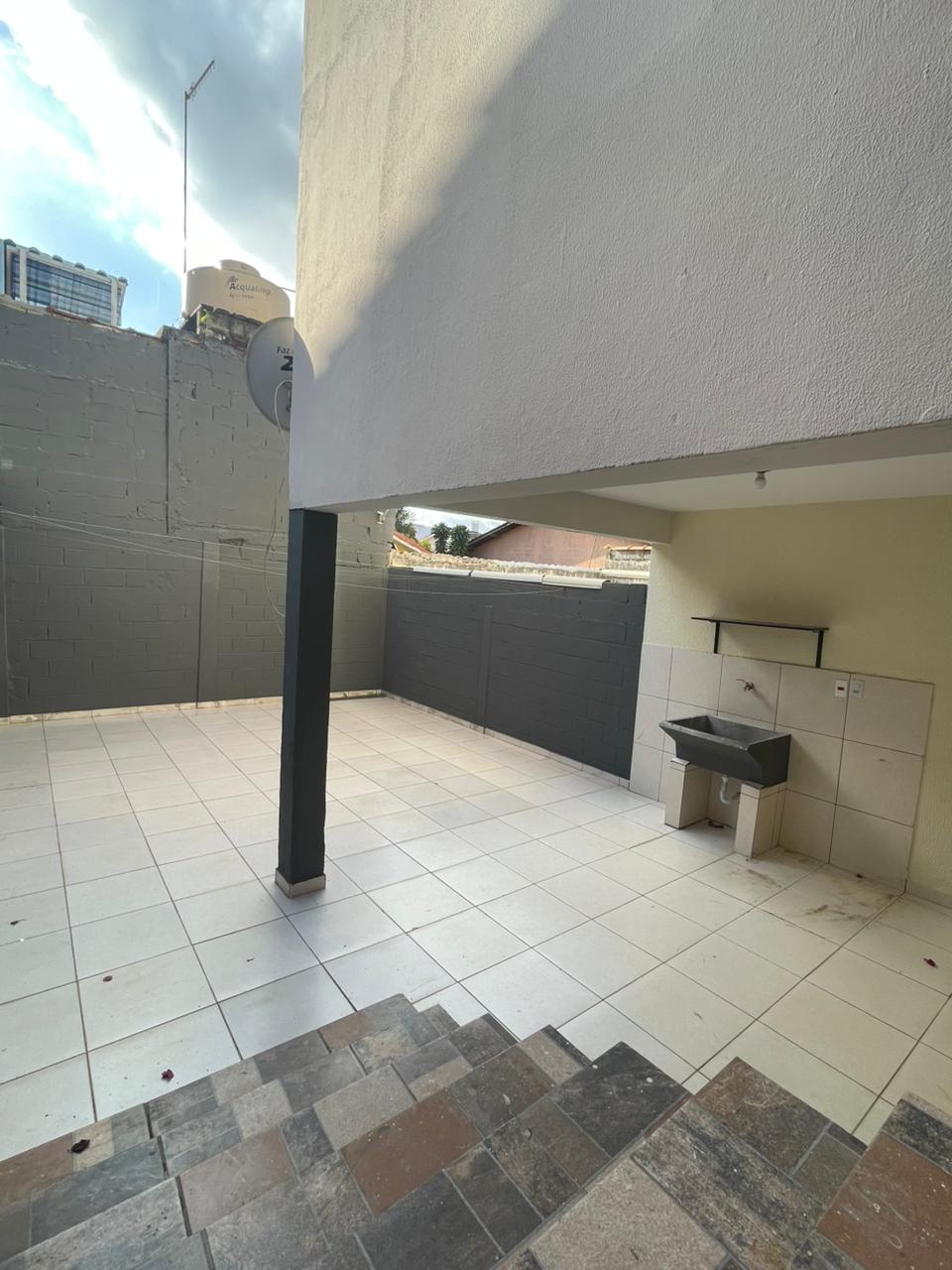 Casa com 02 Quartos - Jardim Sabiá - Cotia/SP