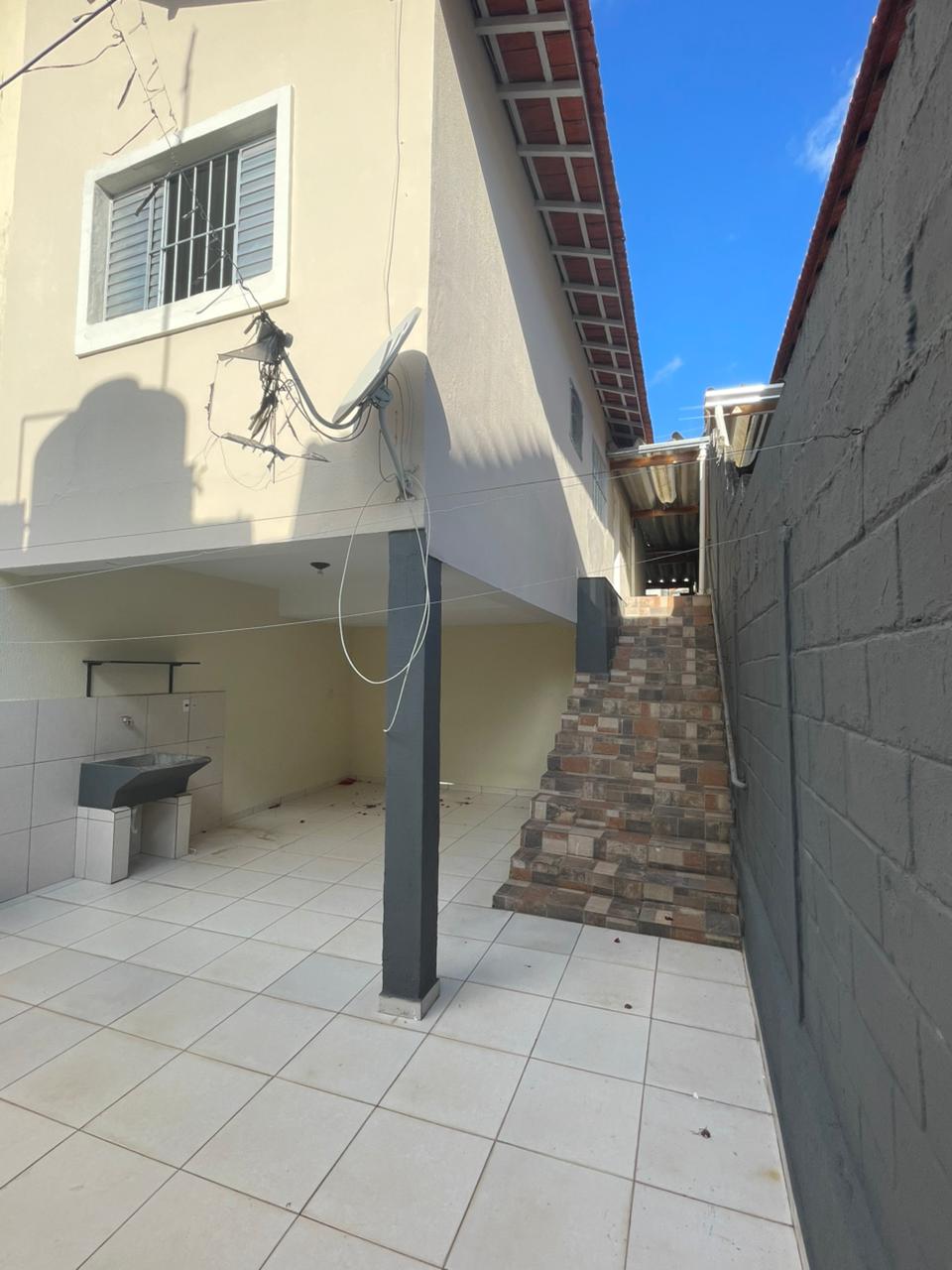 Casa com 02 Quartos - Jardim Sabiá - Cotia/SP