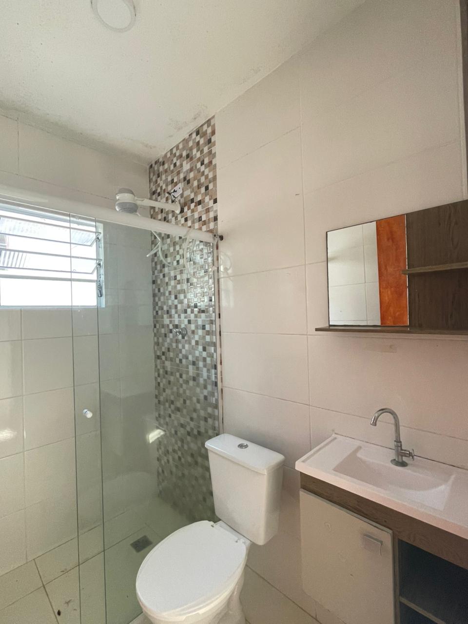 Casa com 02 Quartos - Jardim Sabiá - Cotia/SP