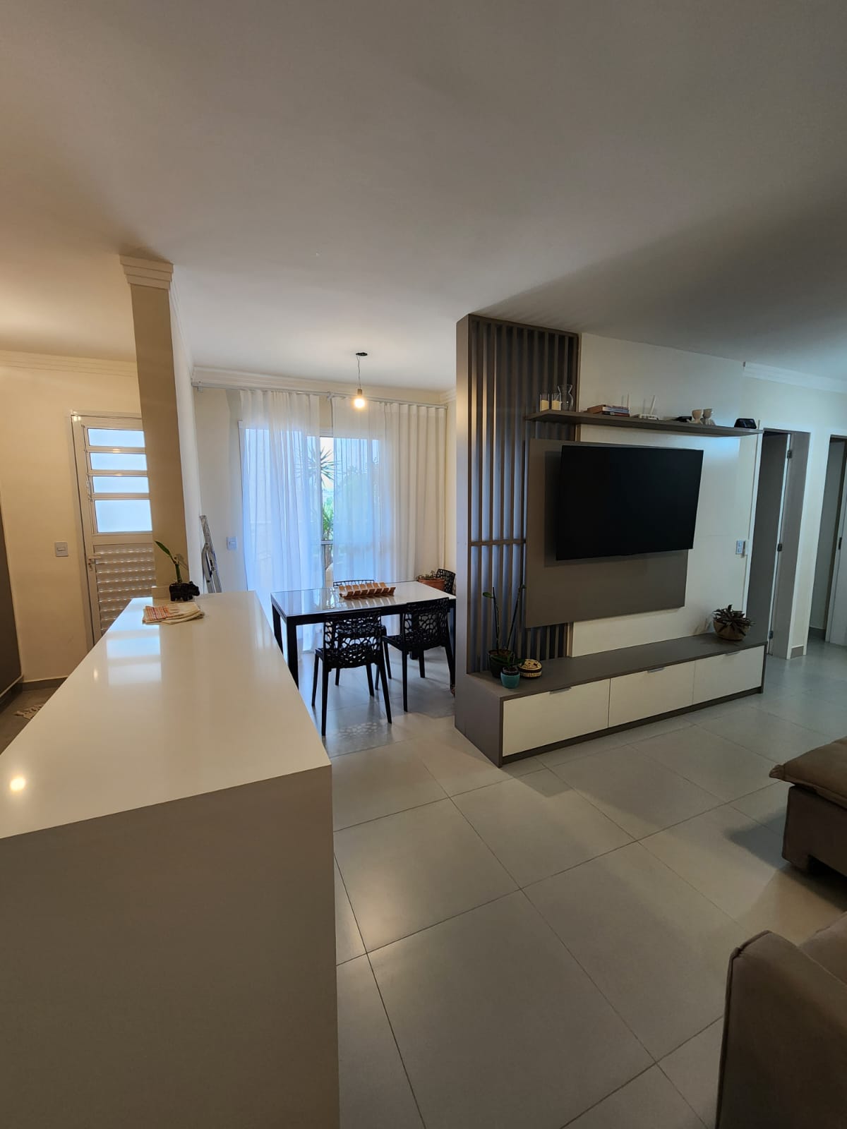 Apartamento com 03 Quartos - Residencial Alpes Clube - Cotia/SP