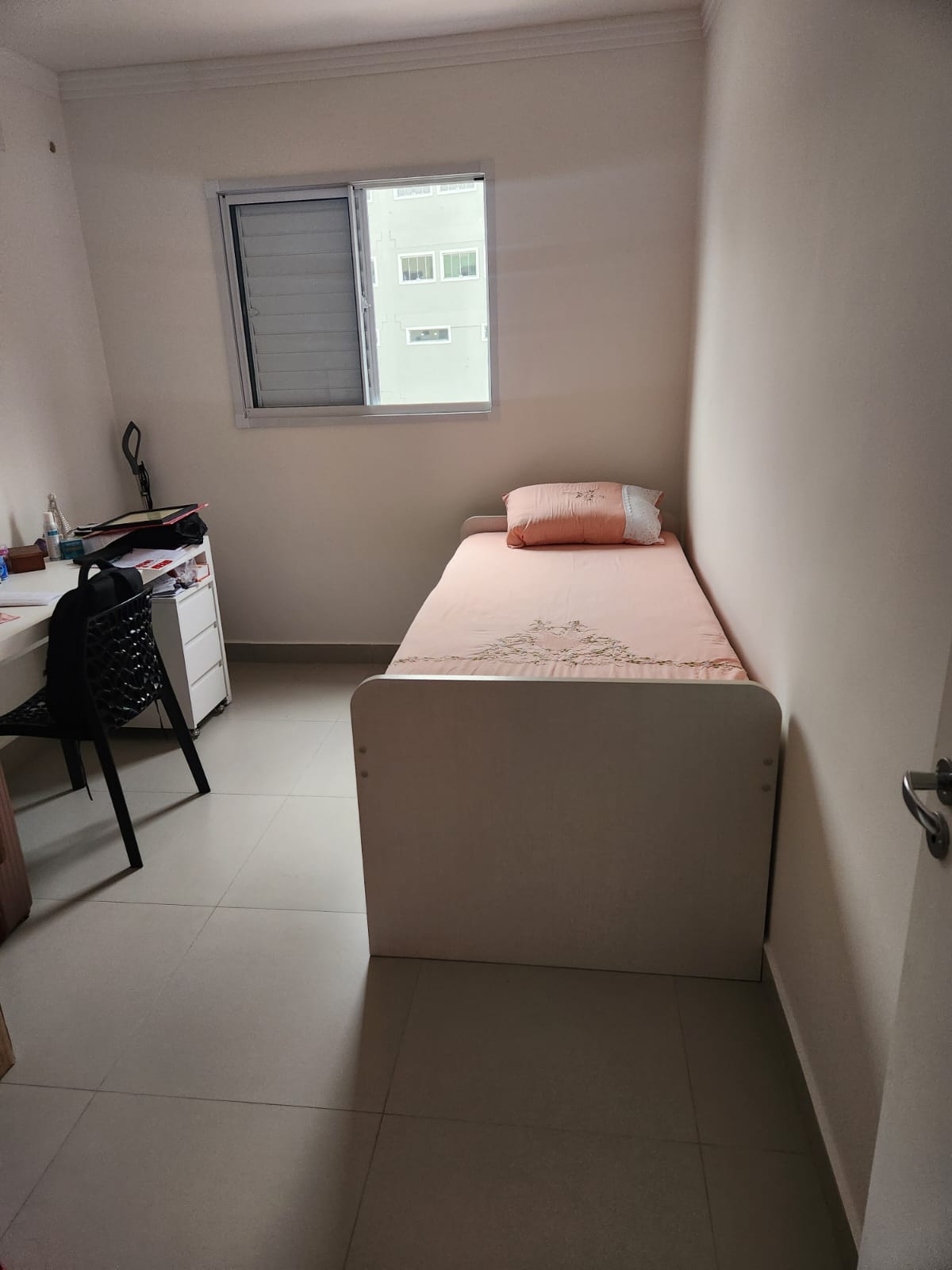 Apartamento com 03 Quartos - Residencial Alpes Clube - Cotia/SP