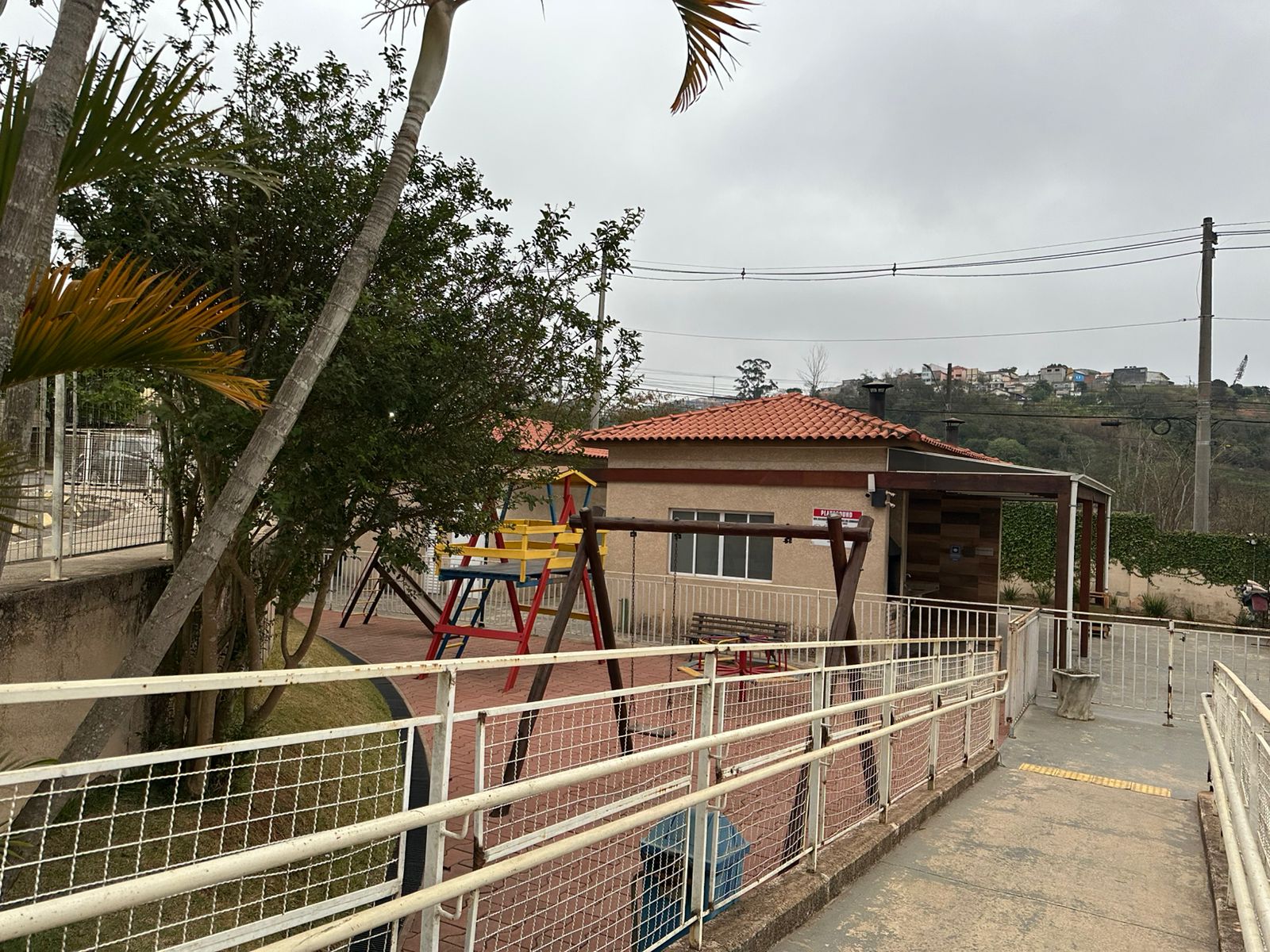 Apartamento com 02 Quartos - Residencial Allegro - Cotia/SP