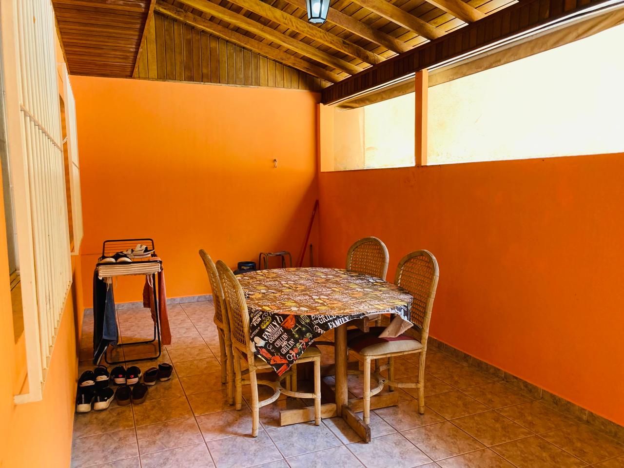 Casa com 03 Quartos - Jardim São Vicente - Cotia/SP