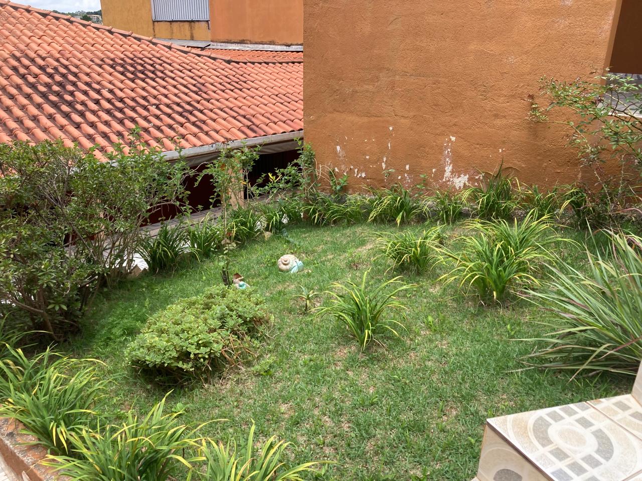 Casa com 03 Quartos - Jardim São Vicente - Cotia/SP