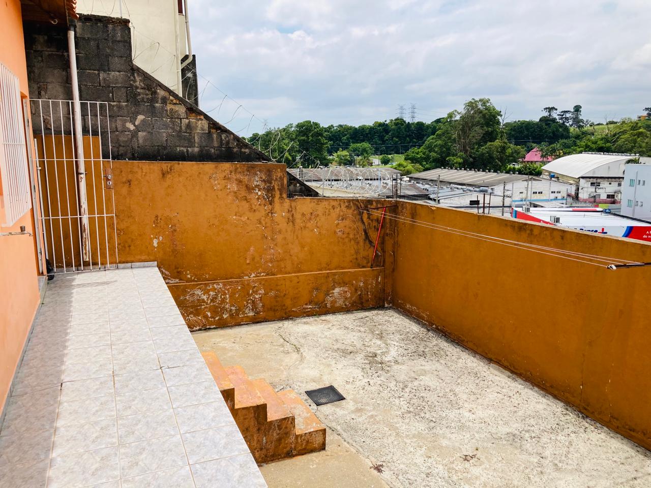 Casa com 03 Quartos - Jardim São Vicente - Cotia/SP