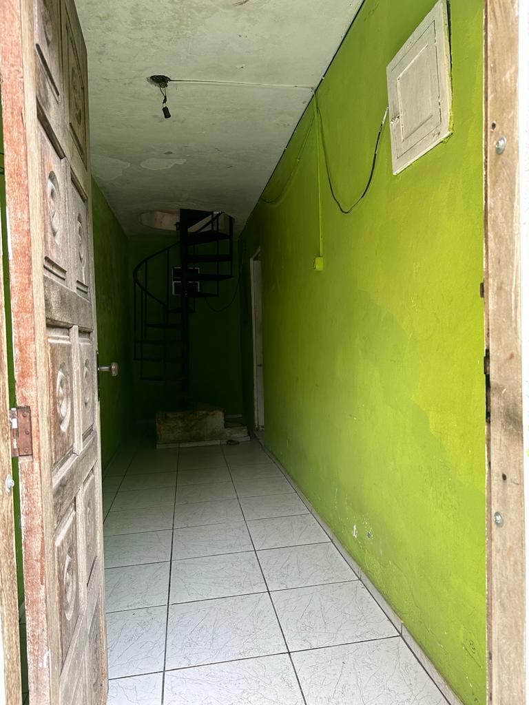 Casa com 02 Quartos - Jardim Nara Lúcia - Cotia/SP