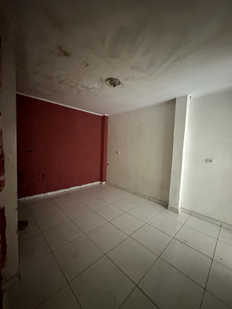 Casa com 02 Quartos - Jardim Nara Lúcia - Cotia/SP