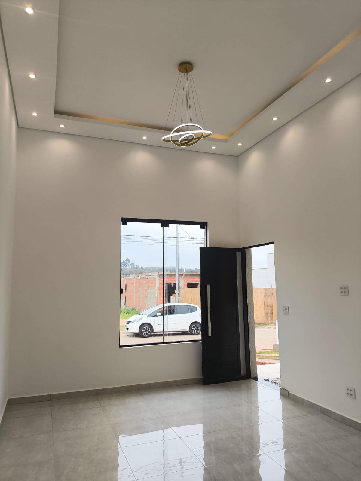 Casa com 03 Quartos - Condomínio Lago Dos Pássaros - Cotia/SP