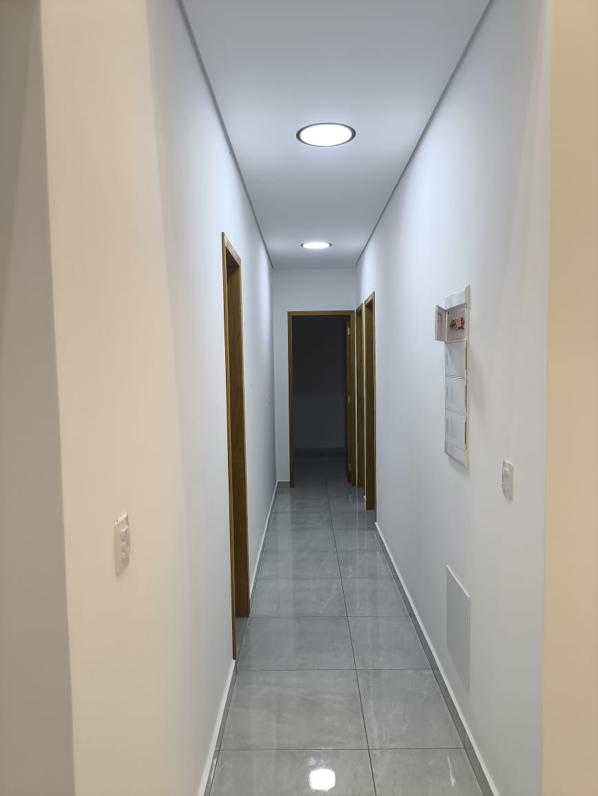 Casa com 03 Quartos - Condomínio Lago Dos Pássaros - Cotia/SP