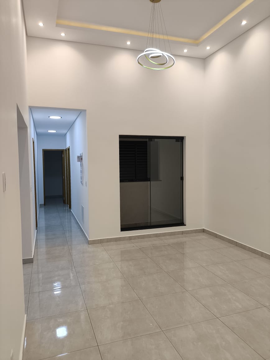 Casa com 03 Quartos - Condomínio Lago Dos Pássaros - Cotia/SP