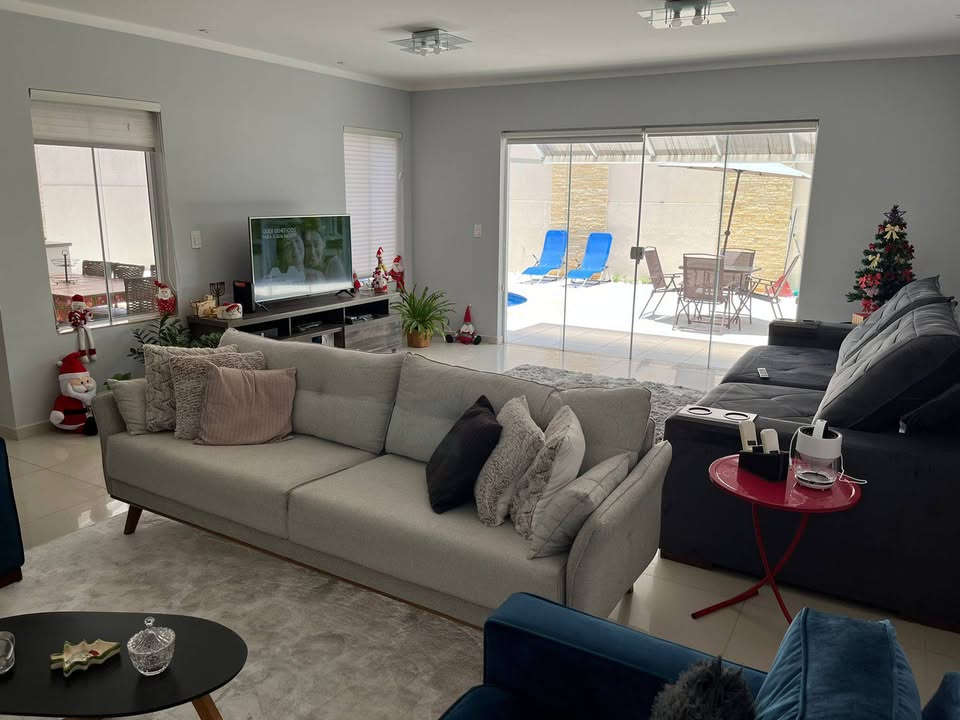 Casa, 4 quartos, 242 m² - Foto 4