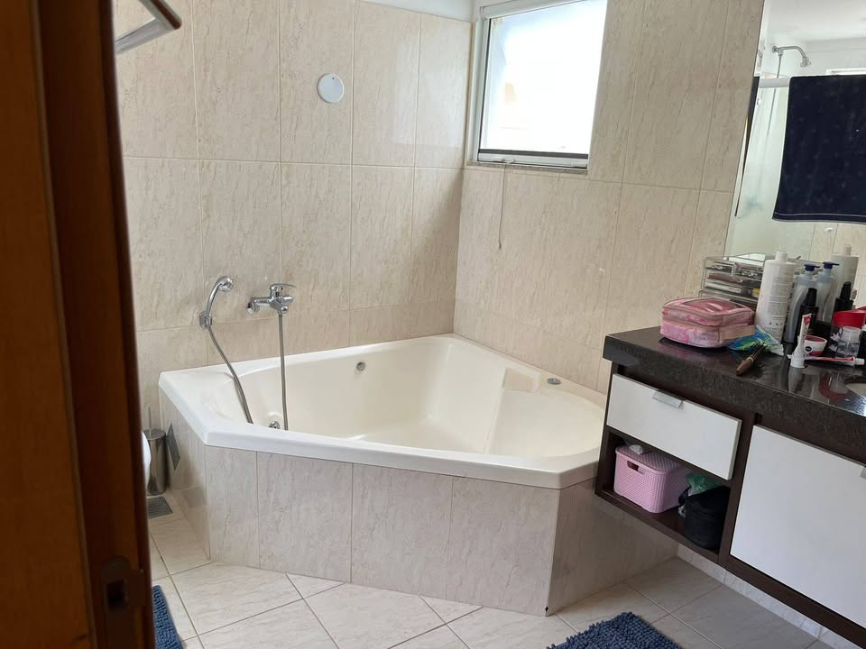 Casa, 4 quartos, 242 m² - Foto 11