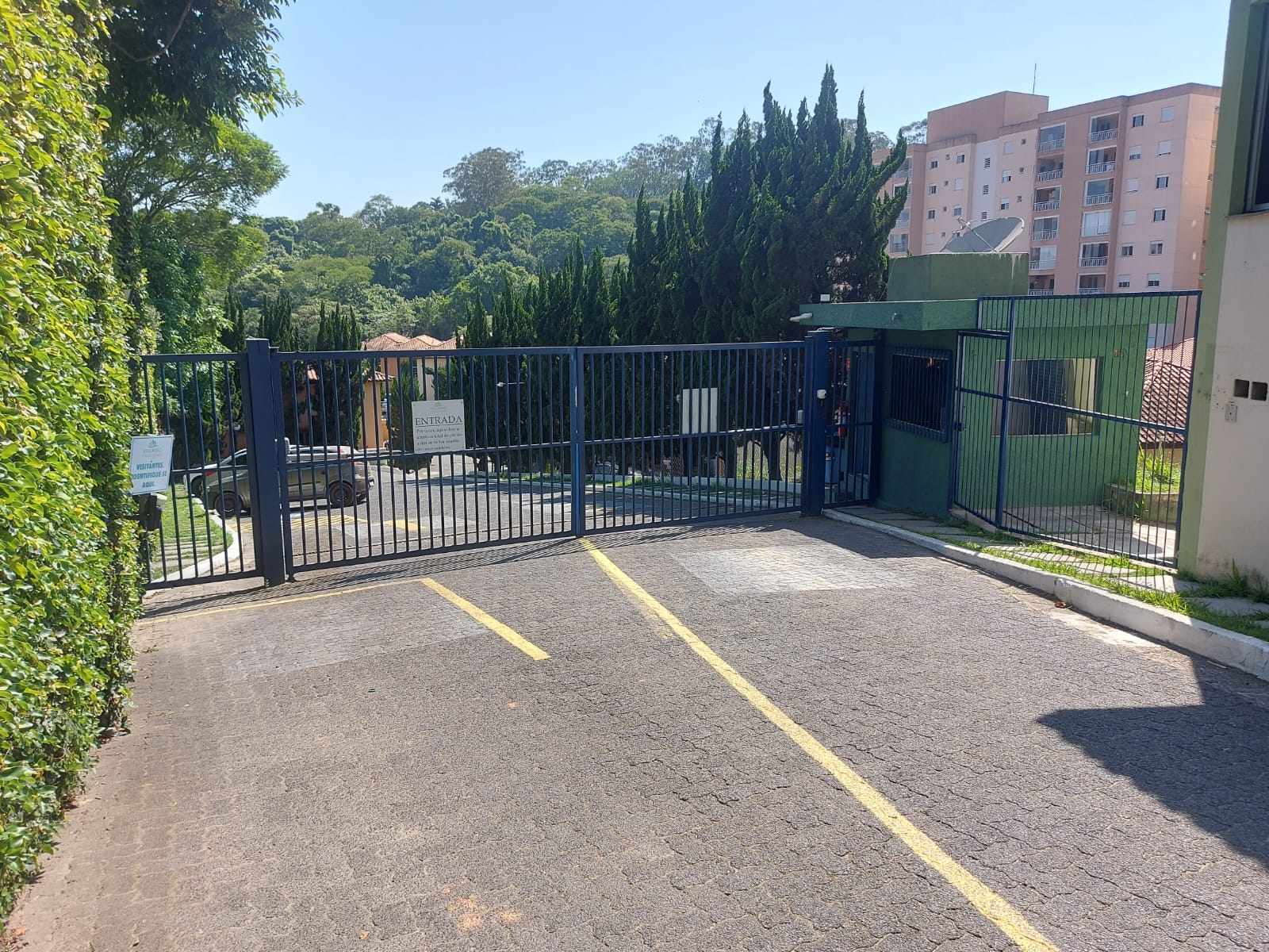 Casa com 02 Quartos - Condomínio Villagio Valle Verde - Cotia/SP