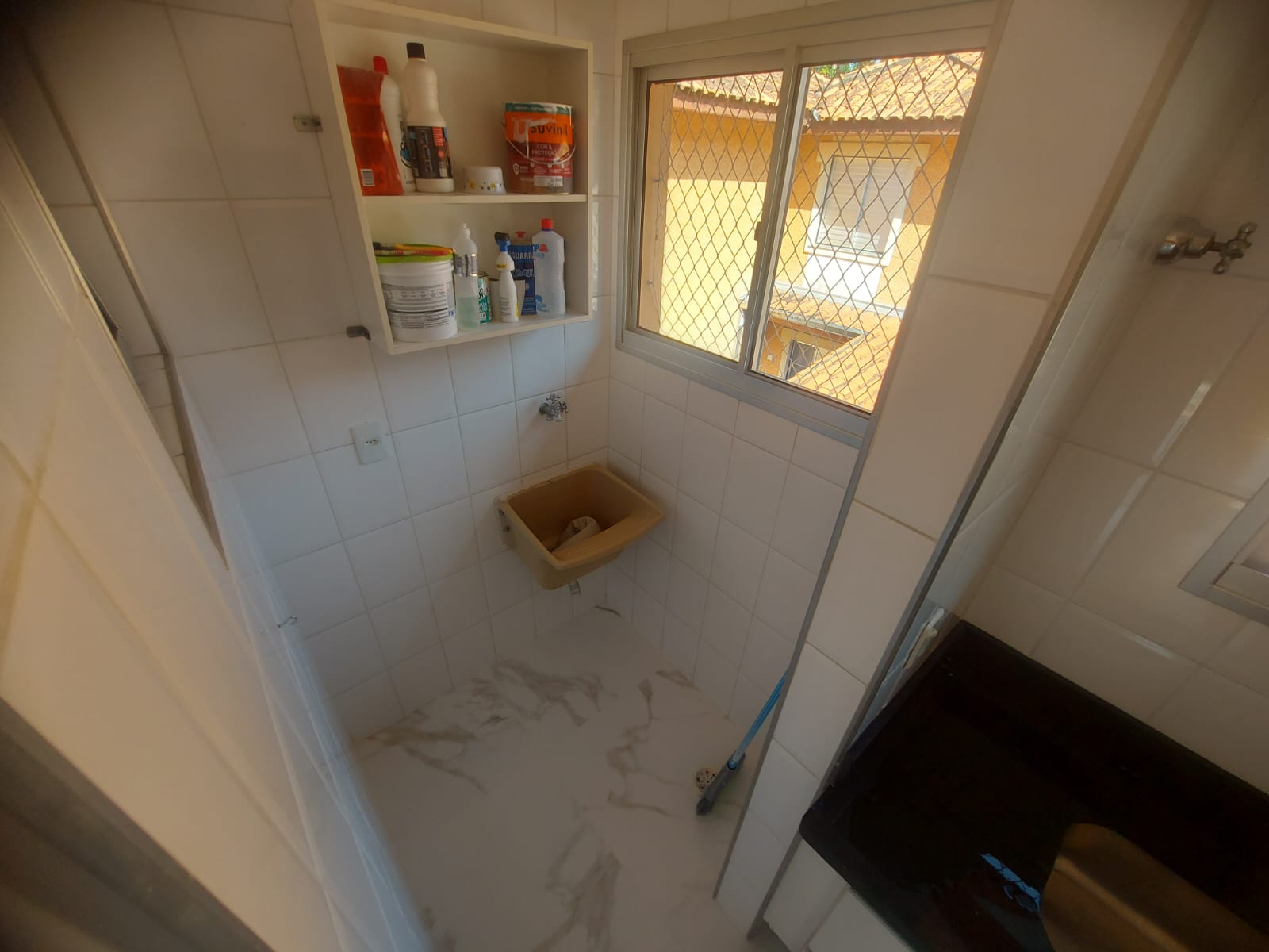 Casa com 02 Quartos - Condomínio Villagio Valle Verde - Cotia/SP