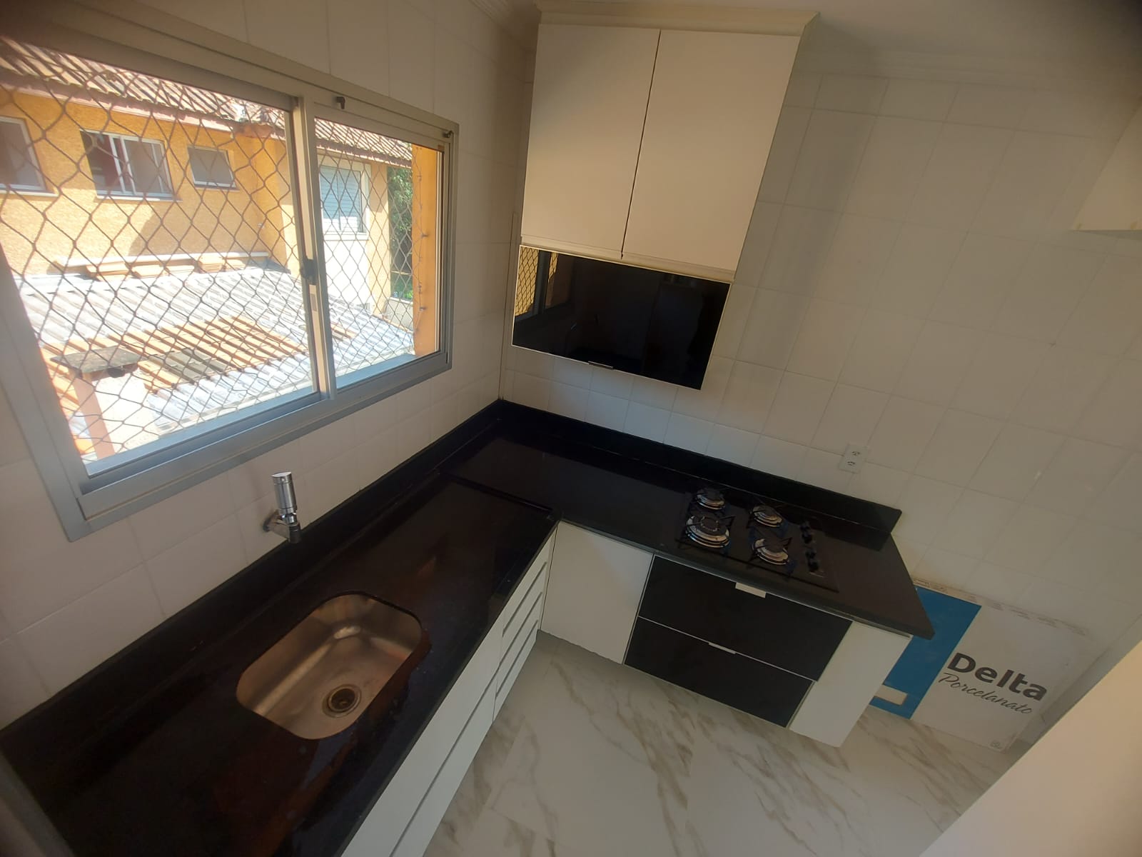 Casa com 02 Quartos - Condomínio Villagio Valle Verde - Cotia/SP