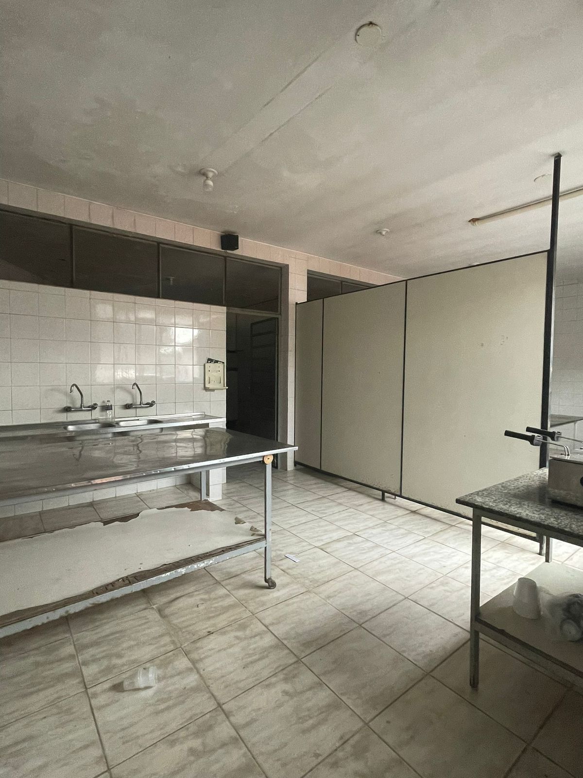 Galpão com 420m² - Jardim do Sabia - Cotia/SP