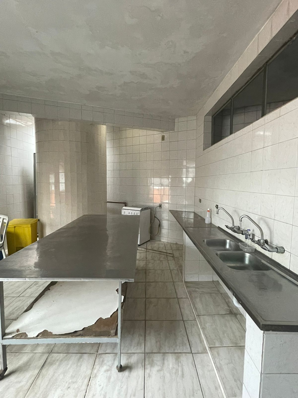 Galpão com 420m² - Jardim do Sabia - Cotia/SP