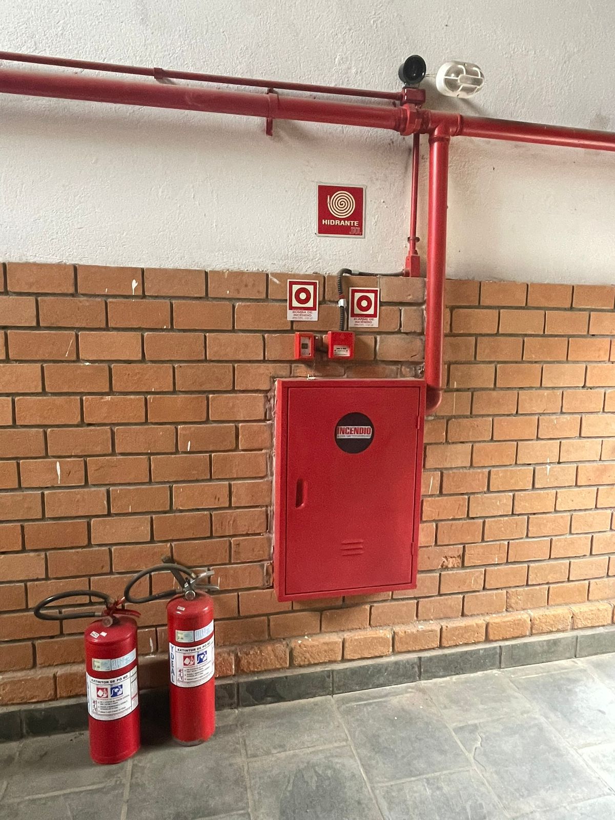 Galpão com 420m² - Jardim do Sabia - Cotia/SP