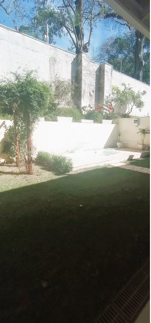 Casa, 6 quartos, 215 m² - Foto 4