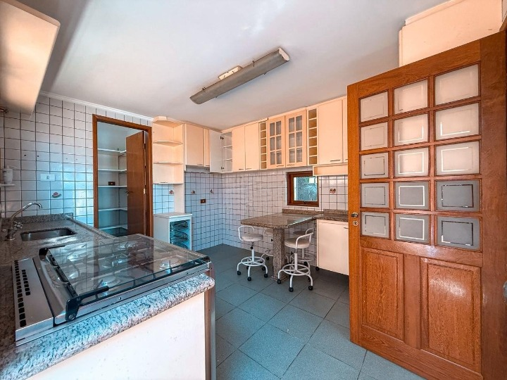 Casa, 3 quartos, 240 m² - Foto 4