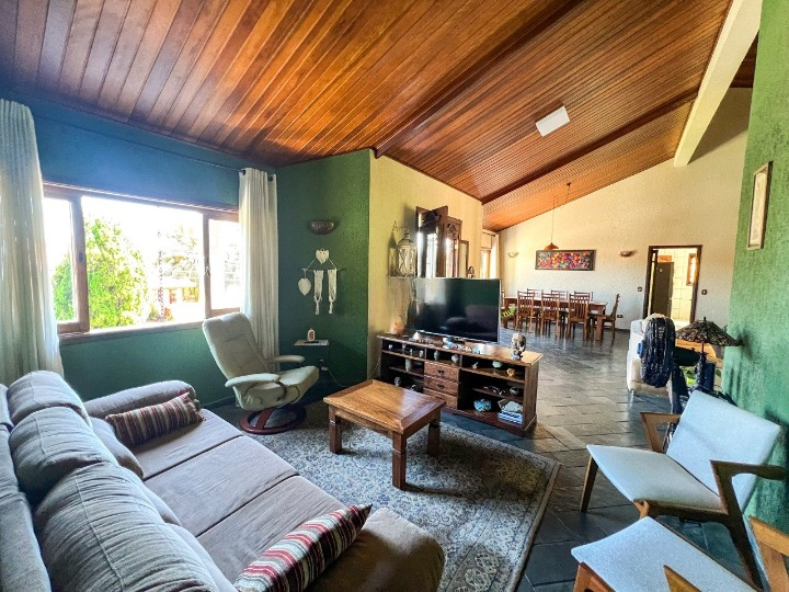 Casa, 4 quartos, 253 m² - Foto 3