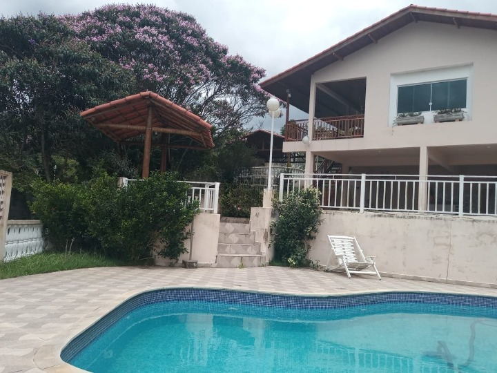 Casa, 4 quartos, 410 m² - Foto 1