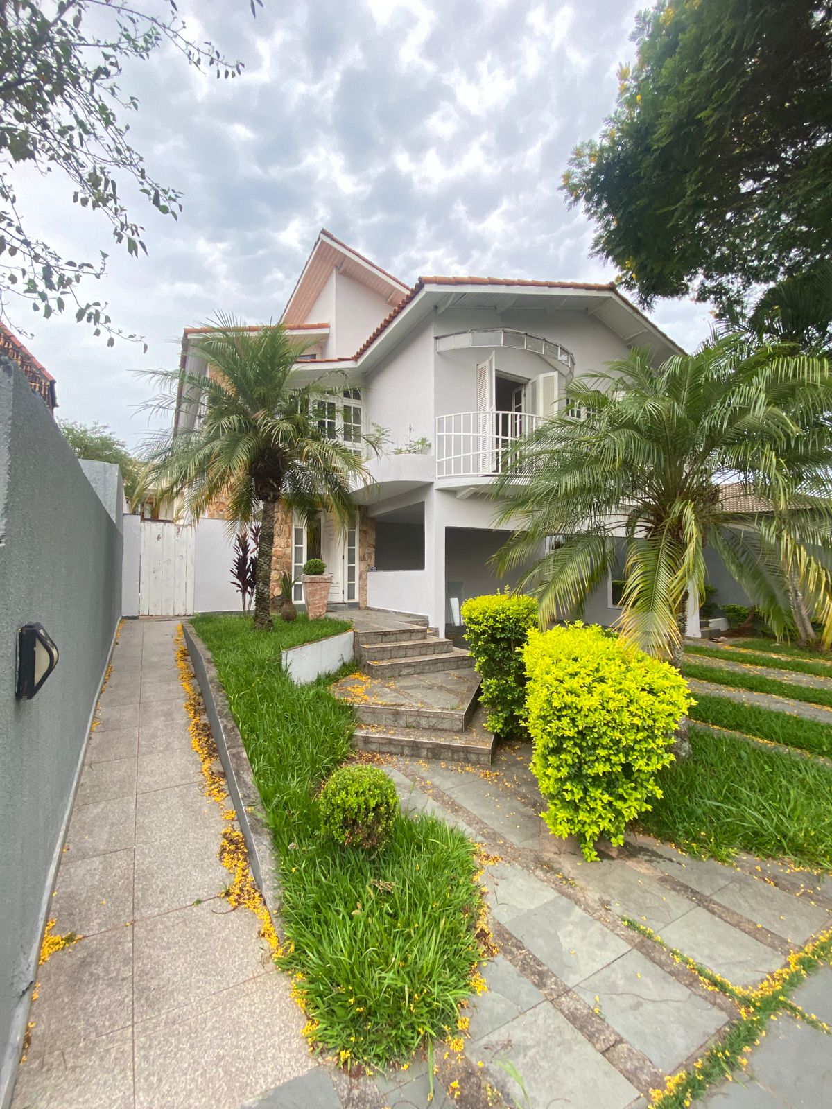 Casa, 4 quartos, 326 m² - Foto 1