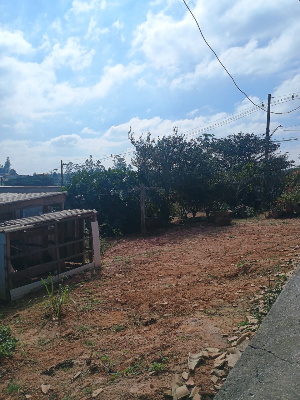 Casa  3 Quartos sendo 01 suíte em 500m2 de terreno- Caucaia do Alto - Cotia _ SP