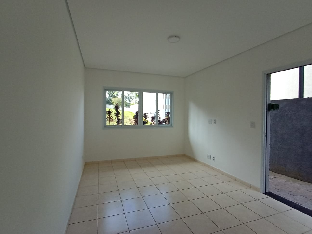 Novissima Casa com 03 Quartos sendo 01 Suíte -Terra Nobre Granja Vianna - Cotia/SP