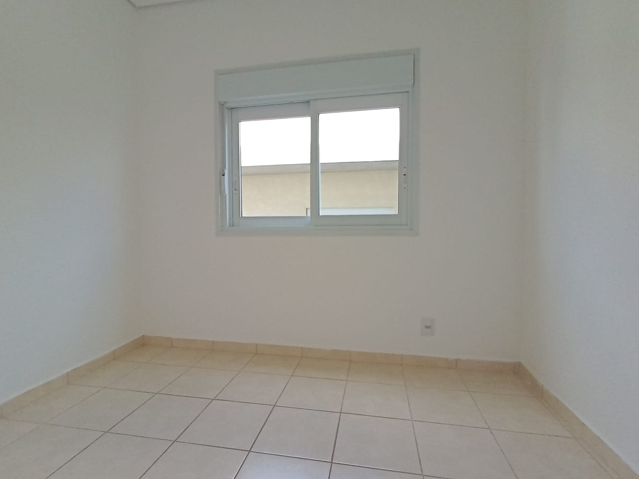 Novissima Casa com 03 Quartos sendo 01 Suíte -Terra Nobre Granja Vianna - Cotia/SP