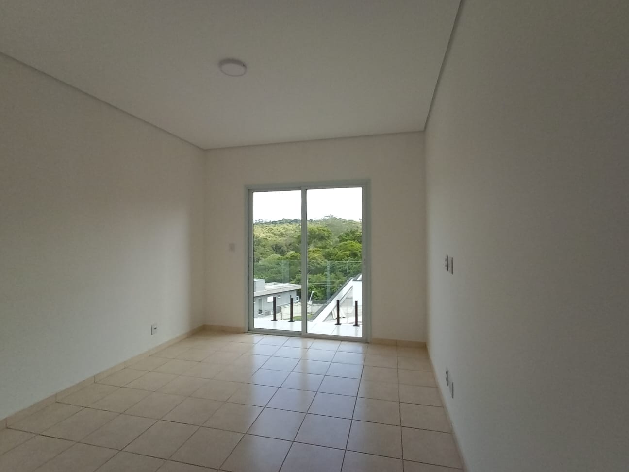 Novissima Casa com 03 Quartos sendo 01 Suíte -Terra Nobre Granja Vianna - Cotia/SP